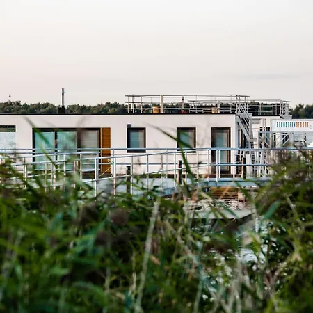 Kranichnest Uferhaus - Schwimmhaus Am Bodden Ostsee