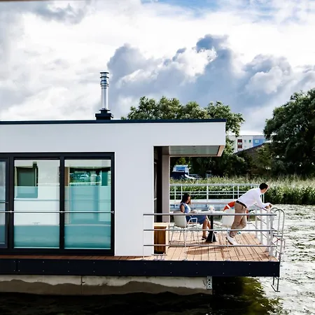 Kranichnest Uferhaus - Schwimmhaus Am Bodden Ostsee Vakantiehuis *