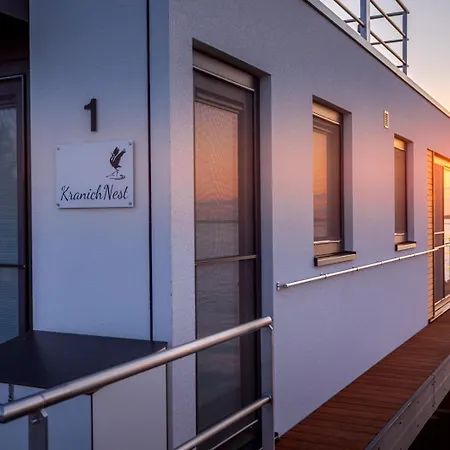 Vakantiehuis Kranichnest Uferhaus - Schwimmhaus Am Bodden Ostsee *