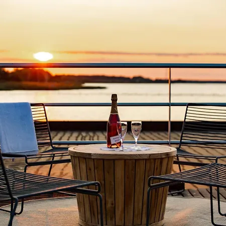Kranichnest Uferhaus - Schwimmhaus Am Bodden Ostsee Vakantiehuis