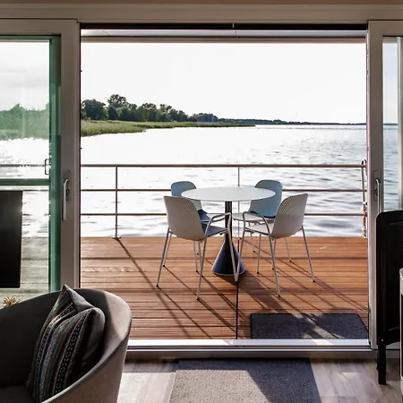 Kranichnest Uferhaus - Schwimmhaus Am Bodden Ostsee Vakantiehuis